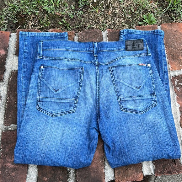 Hudson Blake slim straight zip fly distressed medium wash jeans size 34 - Picture 6 of 7